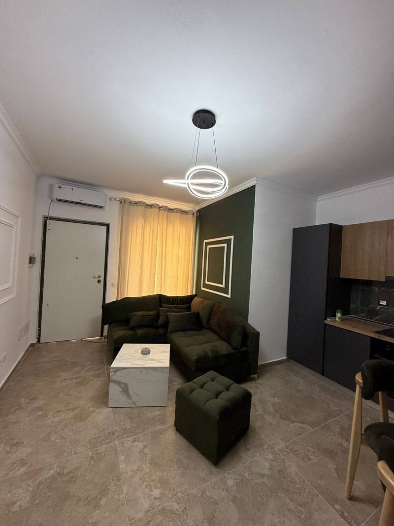 Štýlový 1+1 apartmán s čiastočným výhľadom na more - 1