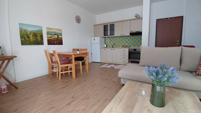 Apartment by the sea for long-term rental - 1