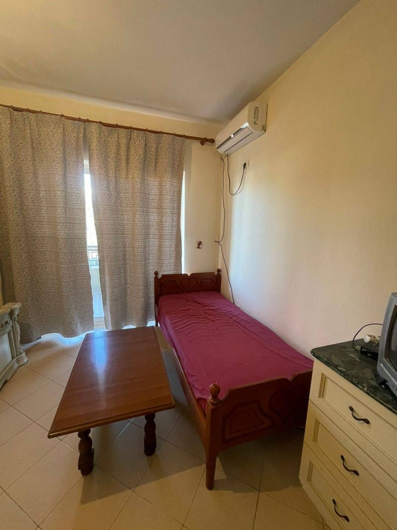 One-room apartment with a balcony - 4