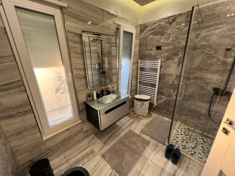 Luxurious and spacious with a view of the sea - 9
